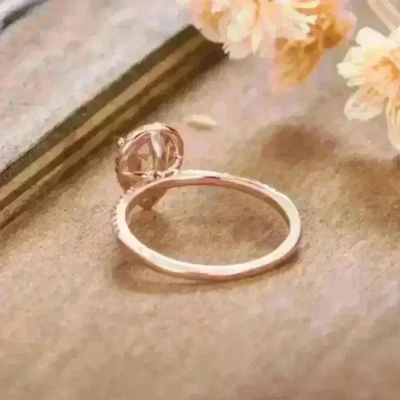 New Rose Gold Pear Shape Ring - Picture 3 of 6